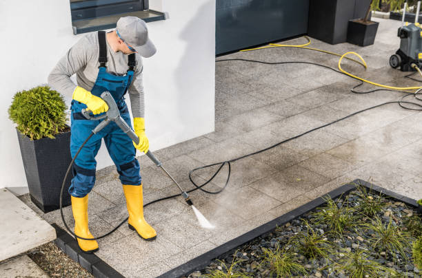 Best House Pressure Washing  in High Point, FL